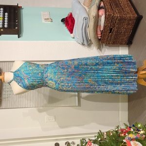 Beautiful Maxi halter dress
